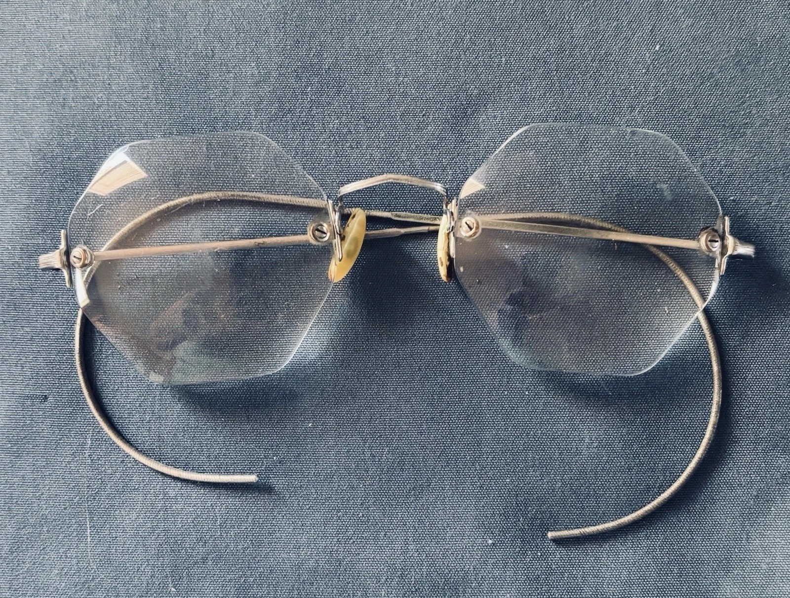 Vintage Antique Hexagon Rimless Eyeglasses Wire Riding Bow Cable Temple 1920s⁠