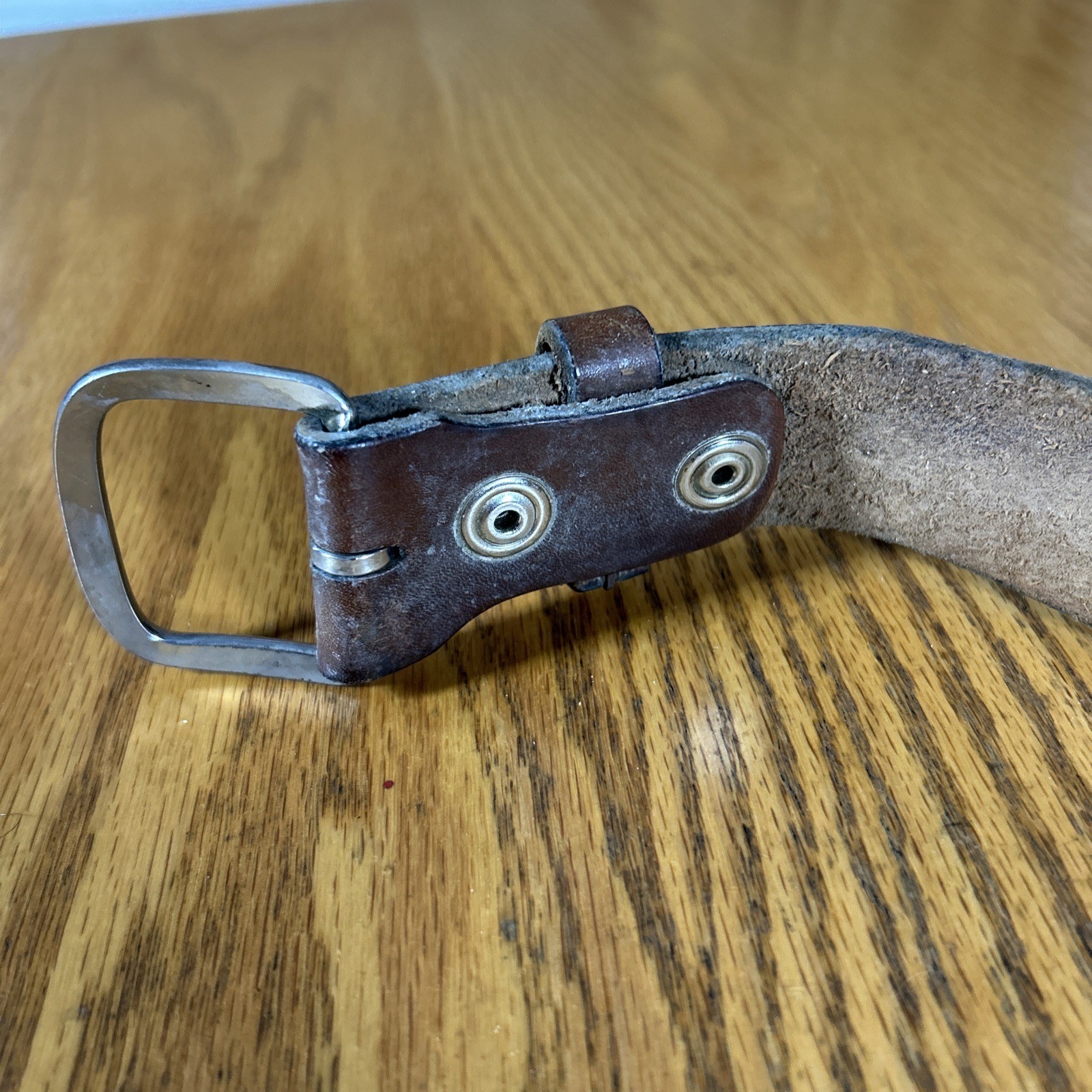 Vintage Ruger Tooled Leather Belt Thrashed Western Style Snowmobile 41.5″ 70s-80