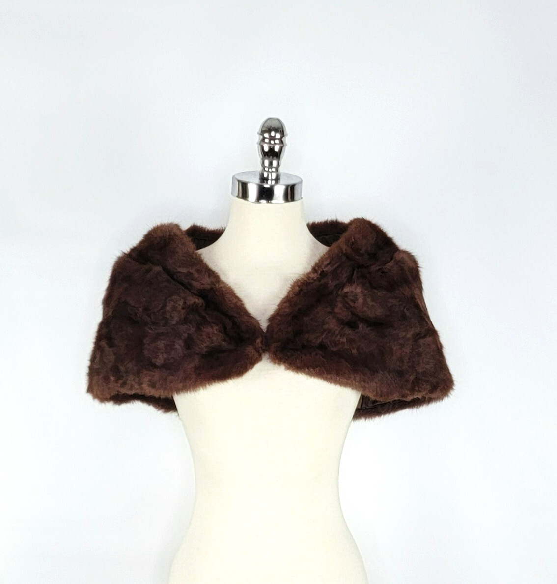 Douglas Furs for Sarah Coventry 100% Mink Removable Coat Collar Women’s