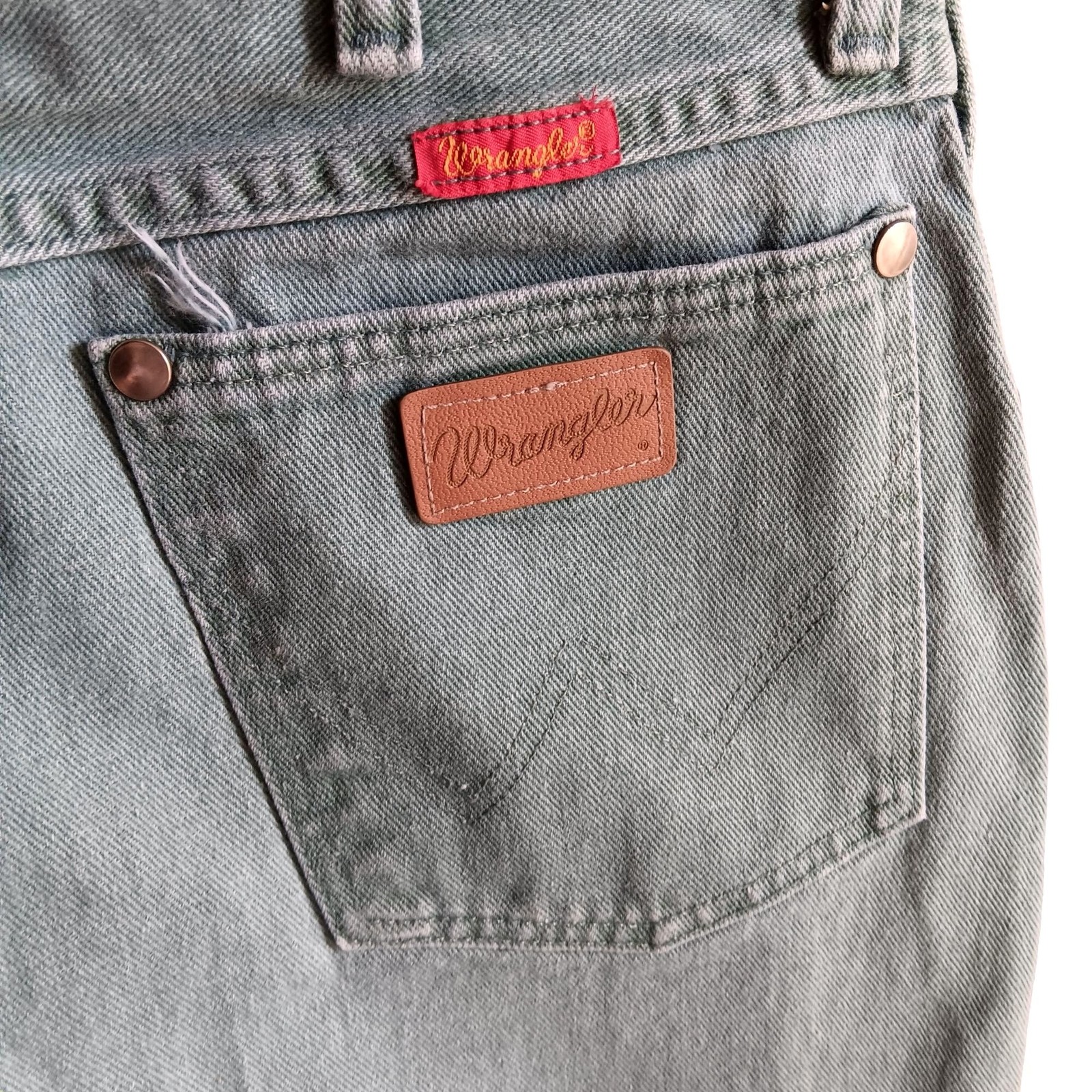 27×33 True Vintage Jeans Cowgirl 9-10 Wrangler High-Waisted Teal USA Denim 1990s