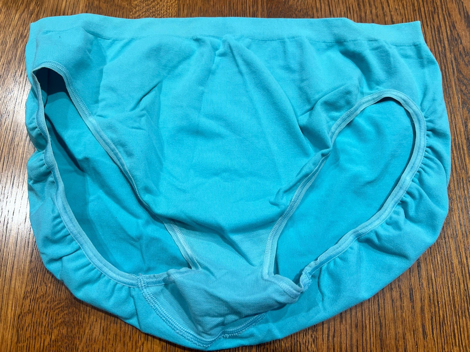 BODY BY VICTORIA’S SECRET XL SEAMLESS VINTAGE RARE HIGH LEG BRIEF PANTIES Teal