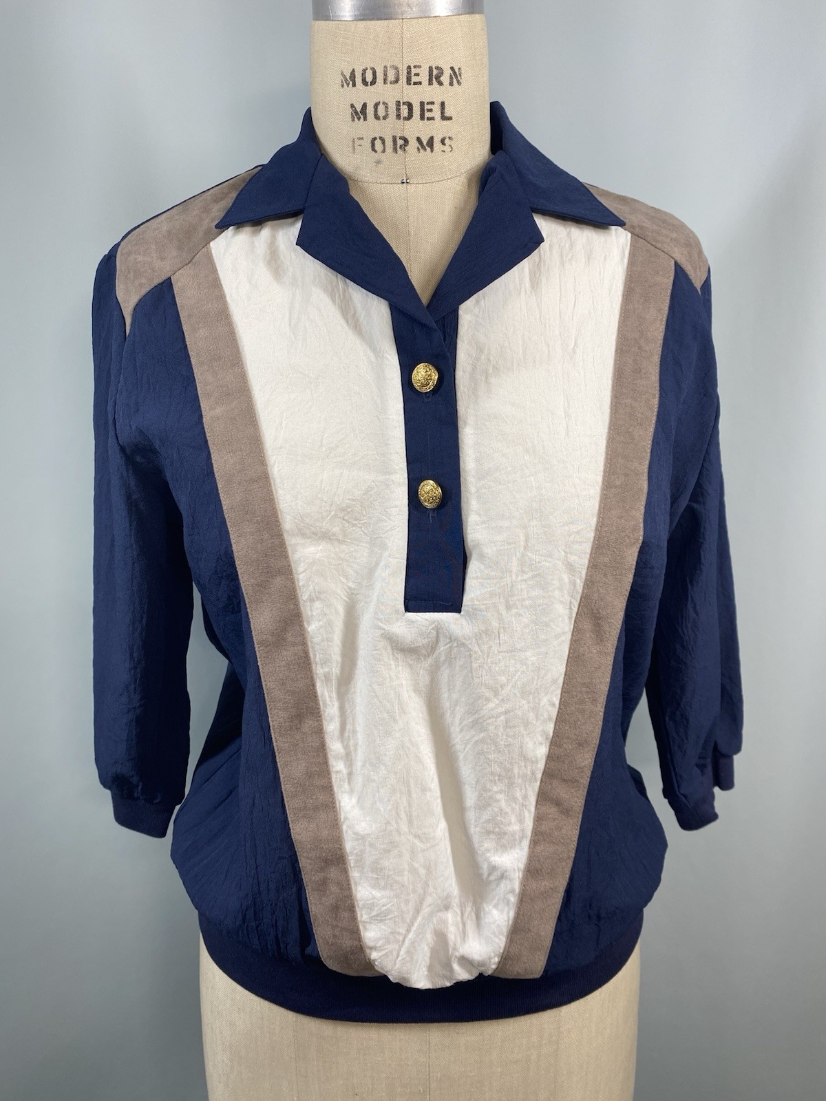 Vintage Top SIZE SMALL blue white tan velour SOUTHERN LADY 80s 90s
