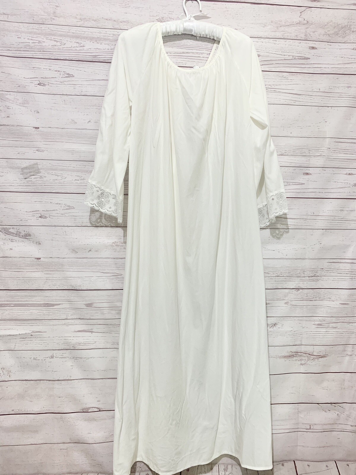 Vtg Beige Button Nightgown w/lace Acetate Nylon Large Romantic Cottage core