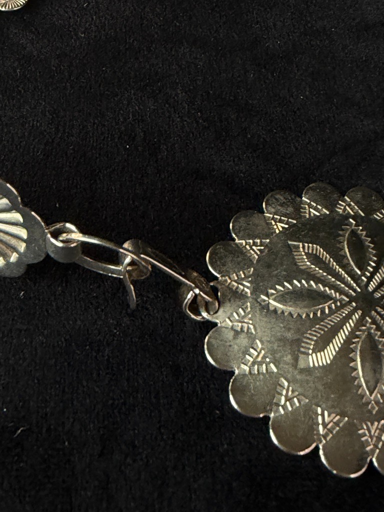Vintage 1970s silver tone chain belt etched medallion floral metal boho rocker