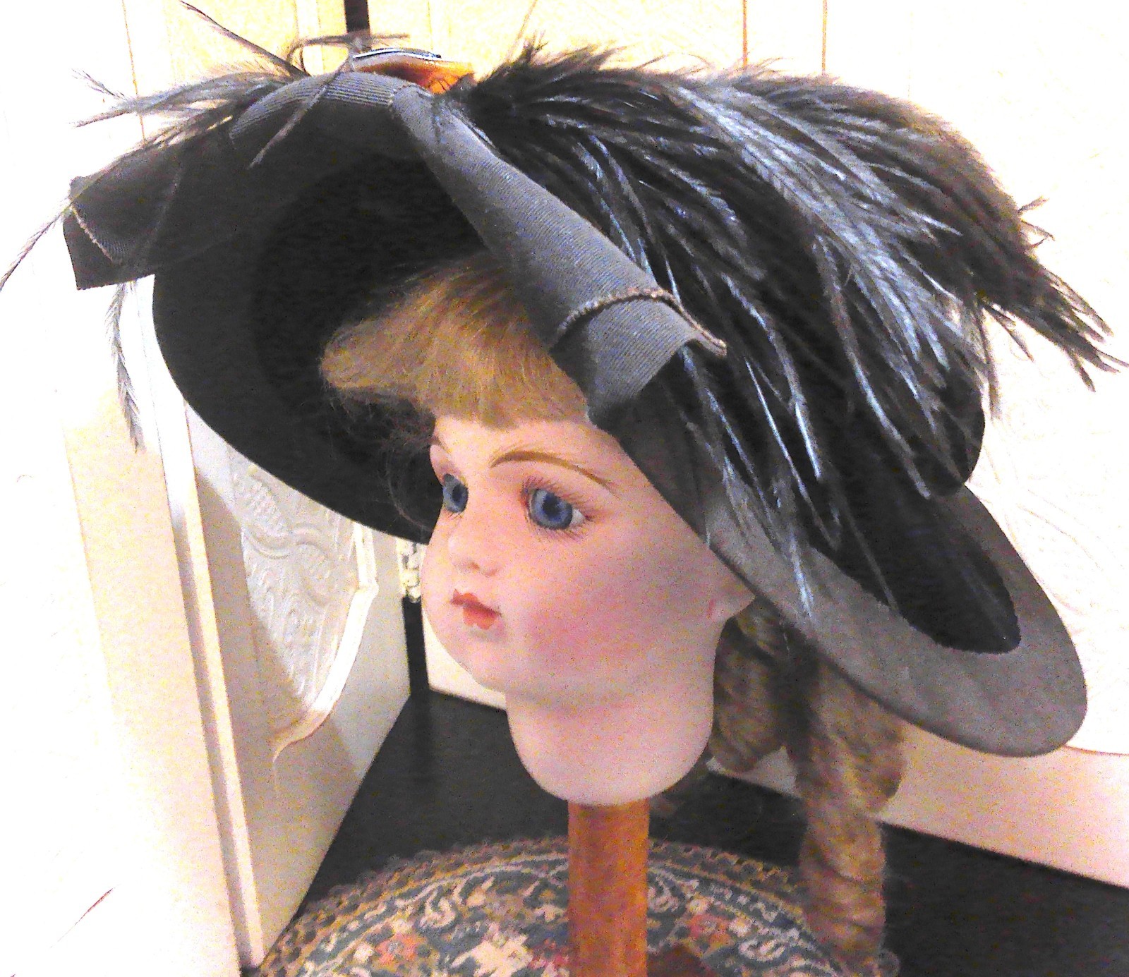 Vintage Antique Hat Black w/Plume Feather & Art Deco Pin For Women & Large Dolls