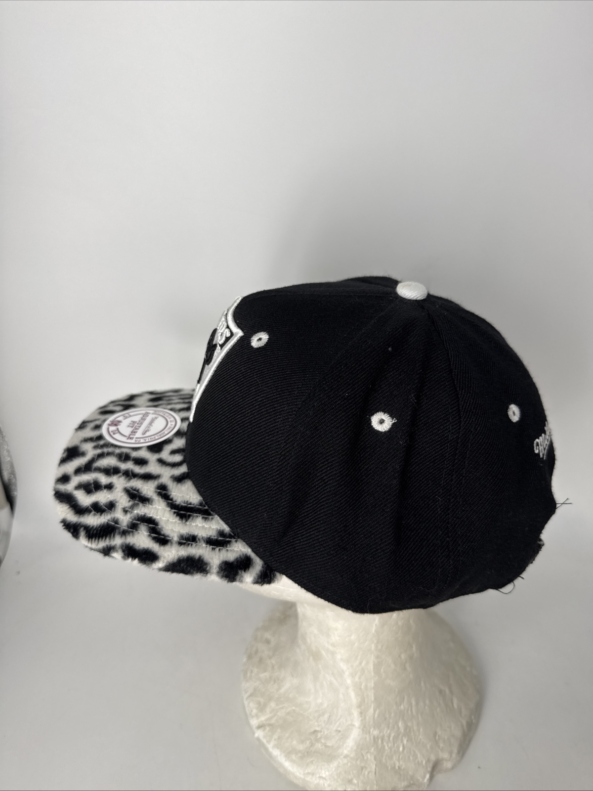NFL Oakland Raiders Vintage Collection Cap Mitchell and Ness Cheetah Print