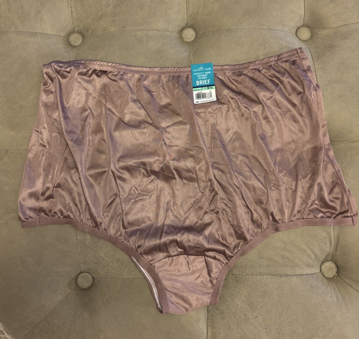 NWT Vtg Vanity Fair Satin Perfectly Yours Briefs ~ Style 15712 8/XL Grandmacore