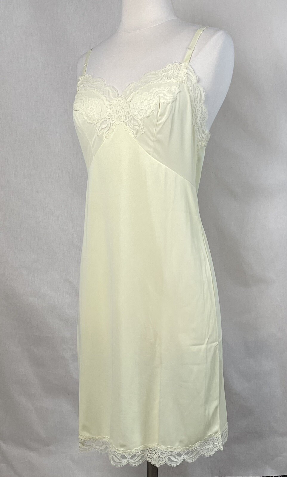 “Top Form” Lingerie Vintage Yellow Nylon Tricot Slip Dress Opaque Panel 34 Short
