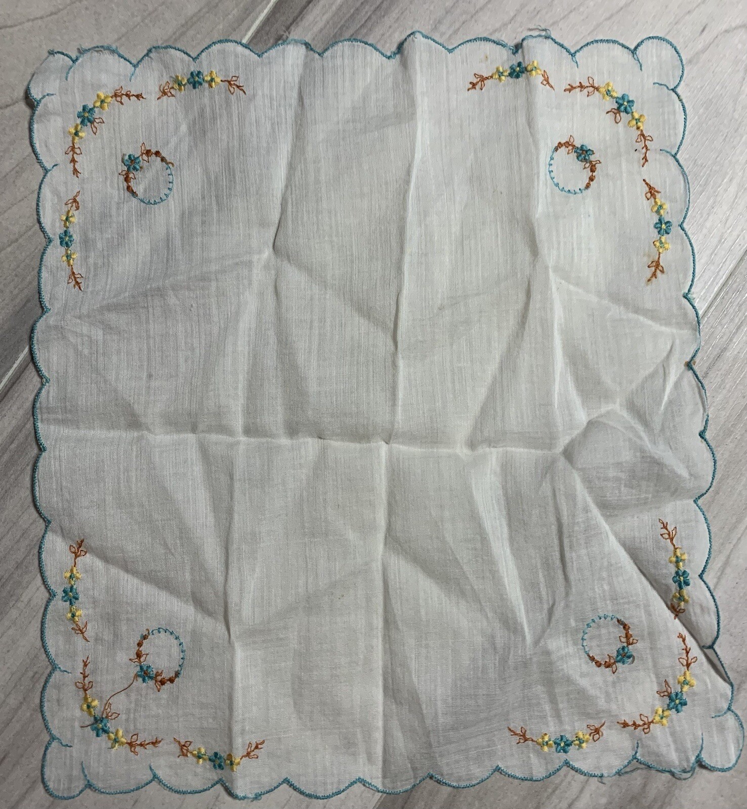 White with Blue Embroidered Flowers Vtg Hankie Handkerchief 10”x 11” Dainty