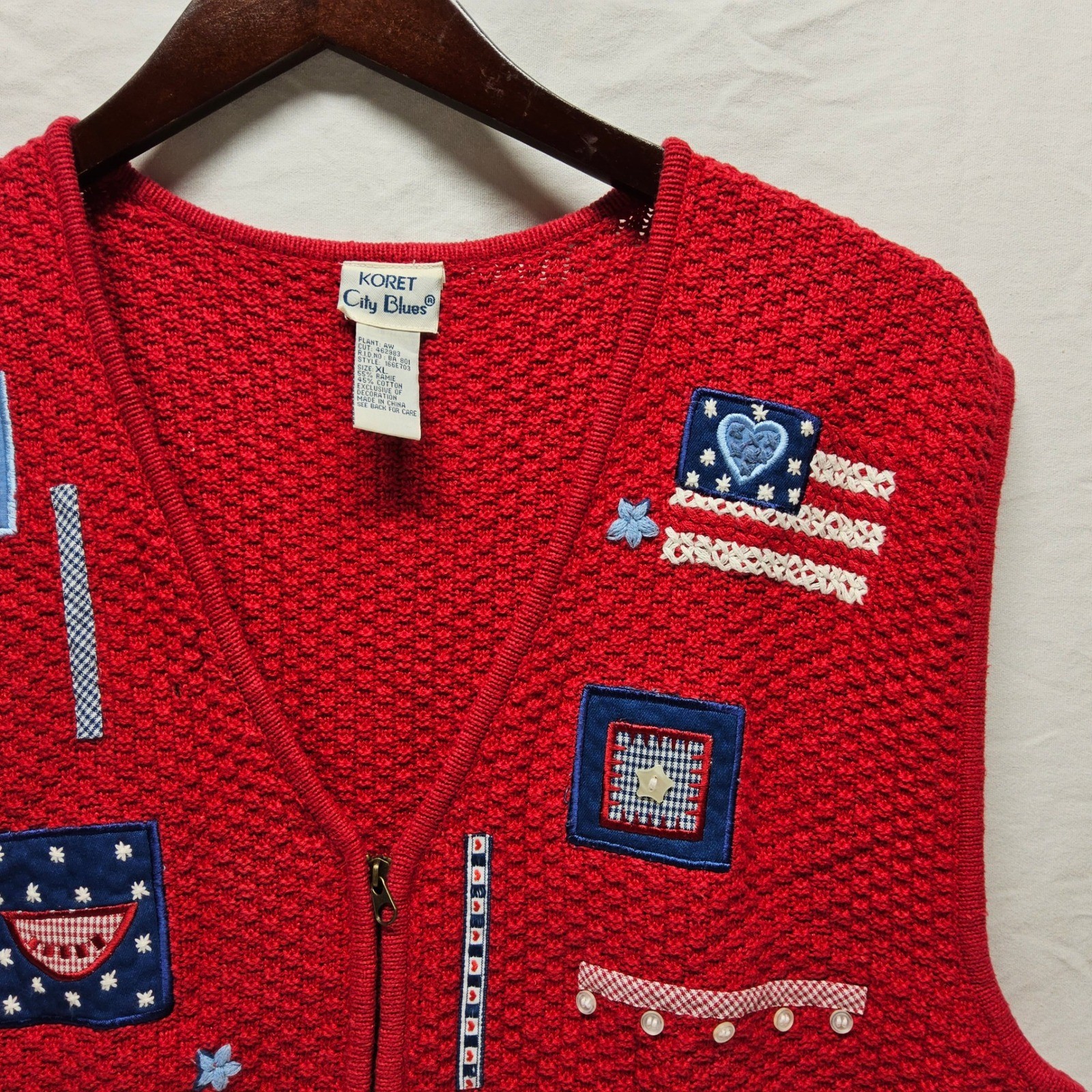 Koret City Blues Sweater Vest Womens XL Red Americana Patchwork Zip Up Vintage