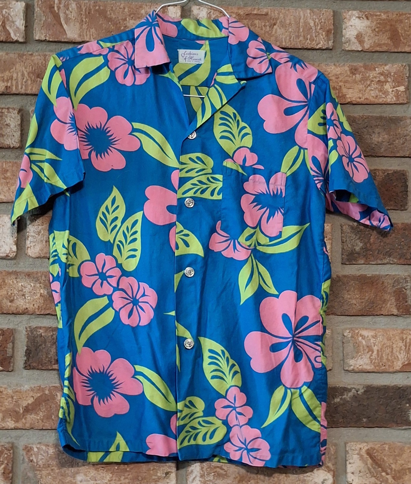 Vintage Women’s Hawaiian Shirt From Fashions Of Hawaii Vacation Wear