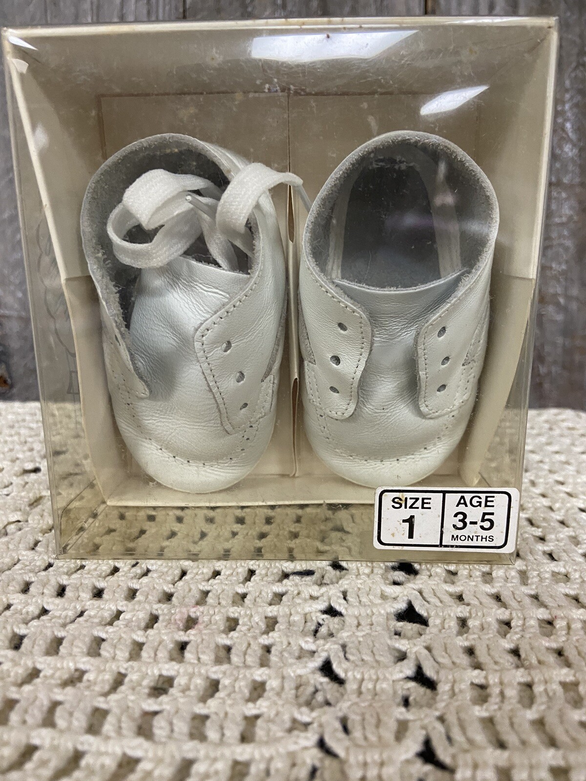 Lullaby Baby Shoes Vintage Size 1 Made In USA Leather Upper