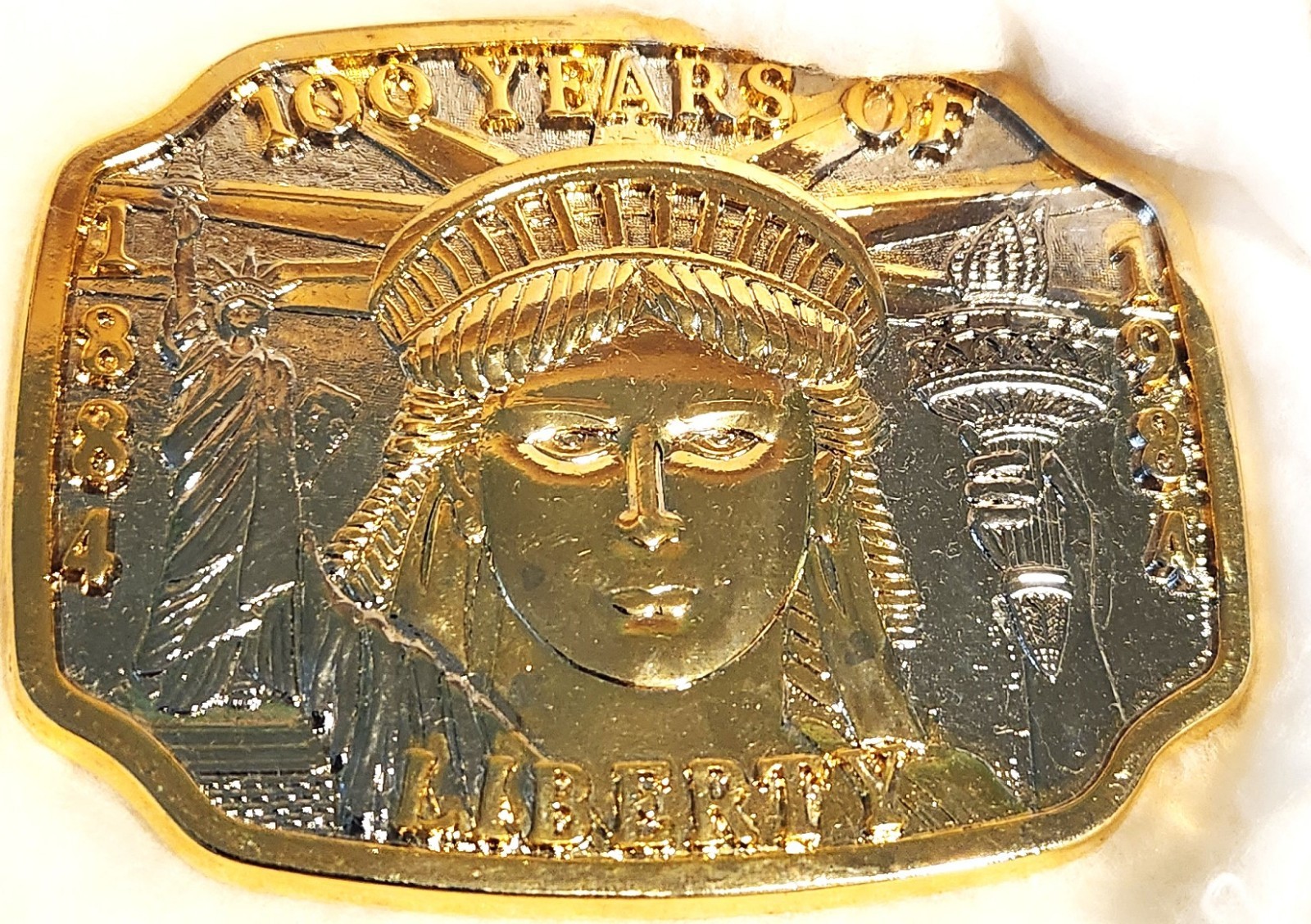 Statue of Liberty Belt Buckle Plated w/Solid Silver and Pure 24K Gold Decor