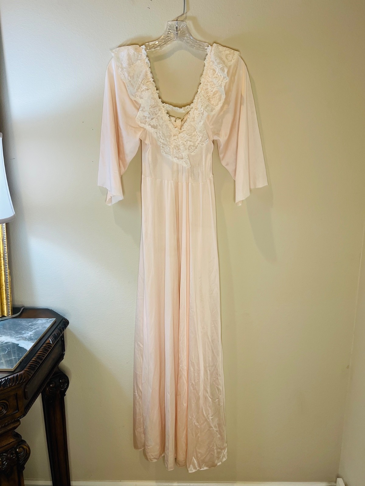 Vintage Peignoir Nightgown French Pink 4″ Wide Ruffled Lace V-Neck & Back Pretty