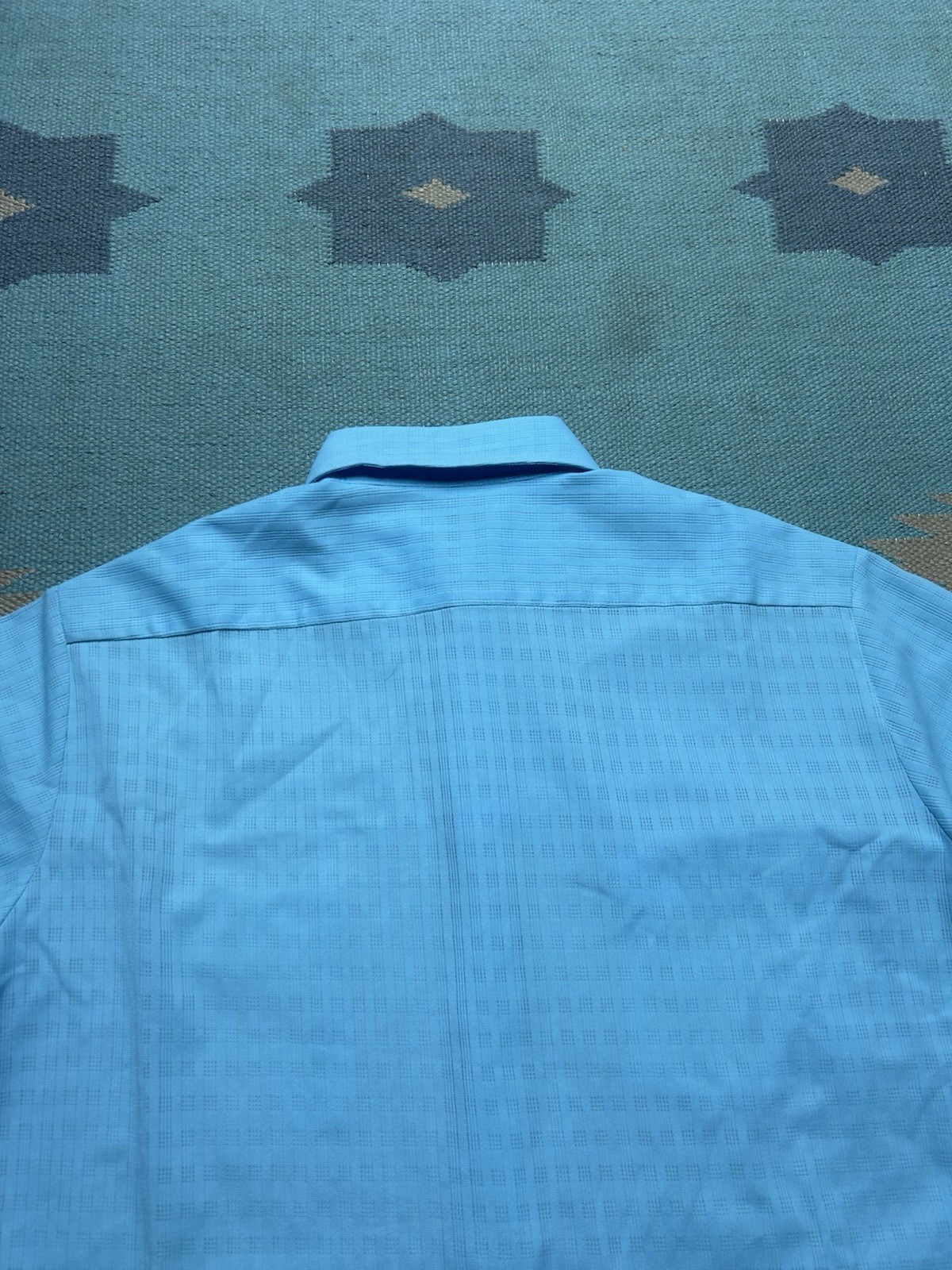 Vintage 70s short sleeve button shirt polyester knit breathable blue medium