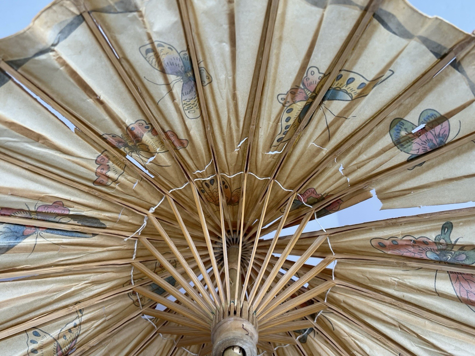 Vtg Hand Painted Chinese Bamboo Rice Paper Wood Umbrella Parasol *READ Condition