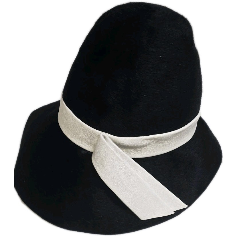 Leslie James Vintage Furry Felt Black With White Leatherette Sash Emperess