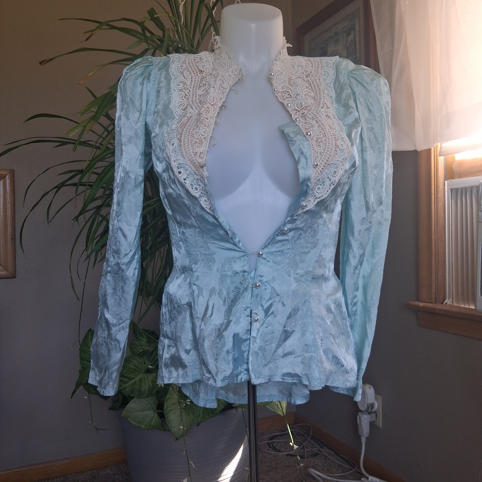 Vintage Aqua Jacquard Lace Blouse Bow Victorian Romantic Goth Regencycore 9/10 P