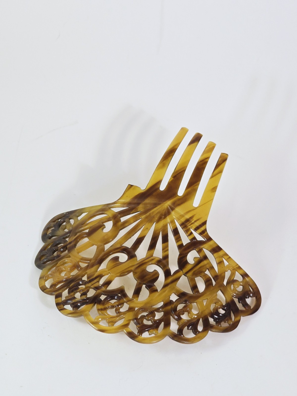 Vtg Celluloid Art Deco Tortoiseshell Hair Comb. Broken Tines. 5.25″