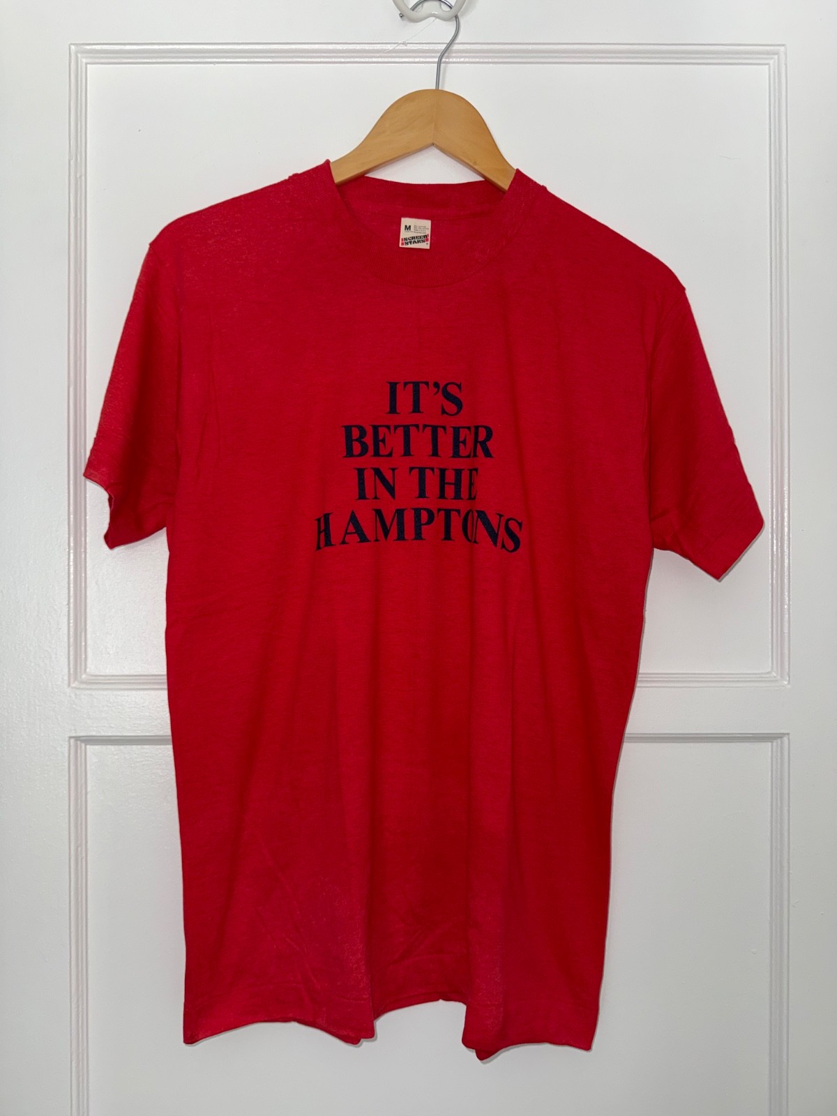 80’s Vintage “It’s Better in the Hamptons” New York Souvenir T-Shirt size M NYC