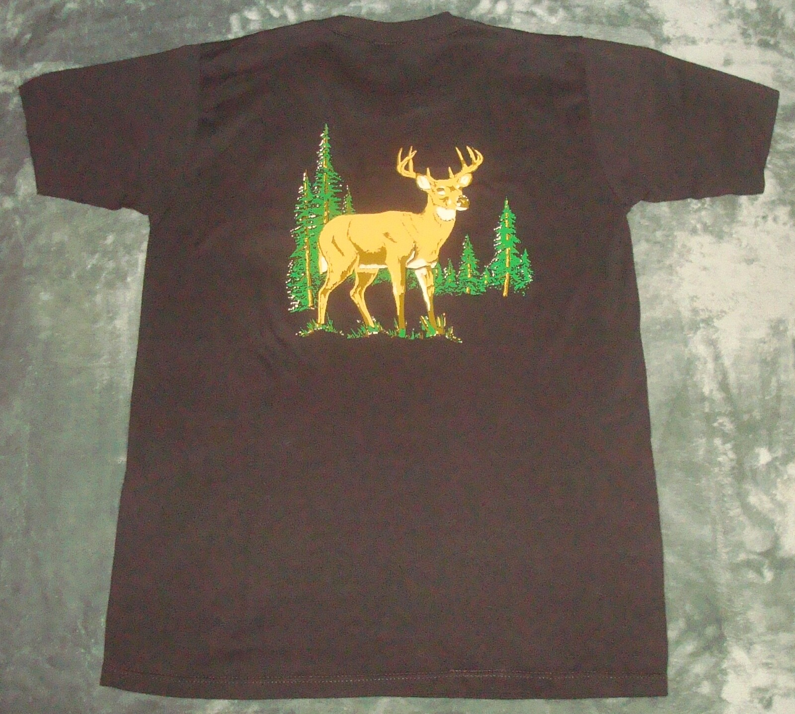 VTG 80s DEER BUCK POCKET T SHIRT MEDIUM NATURE JERZEES USA 5050 FOREST WOODS 90s