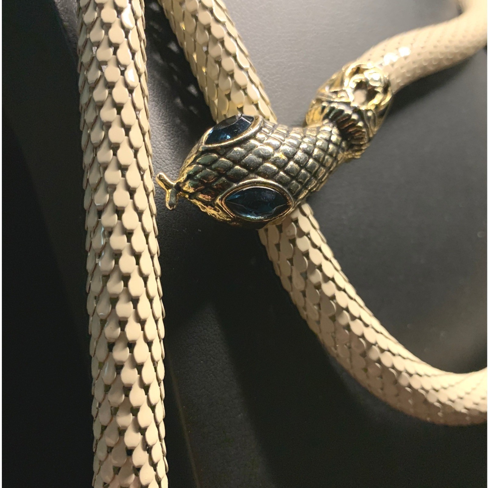 DL Auld Vintage Cream Enamel Mesh Snake Belt Wrap Necklace Blue Eyes 45″
