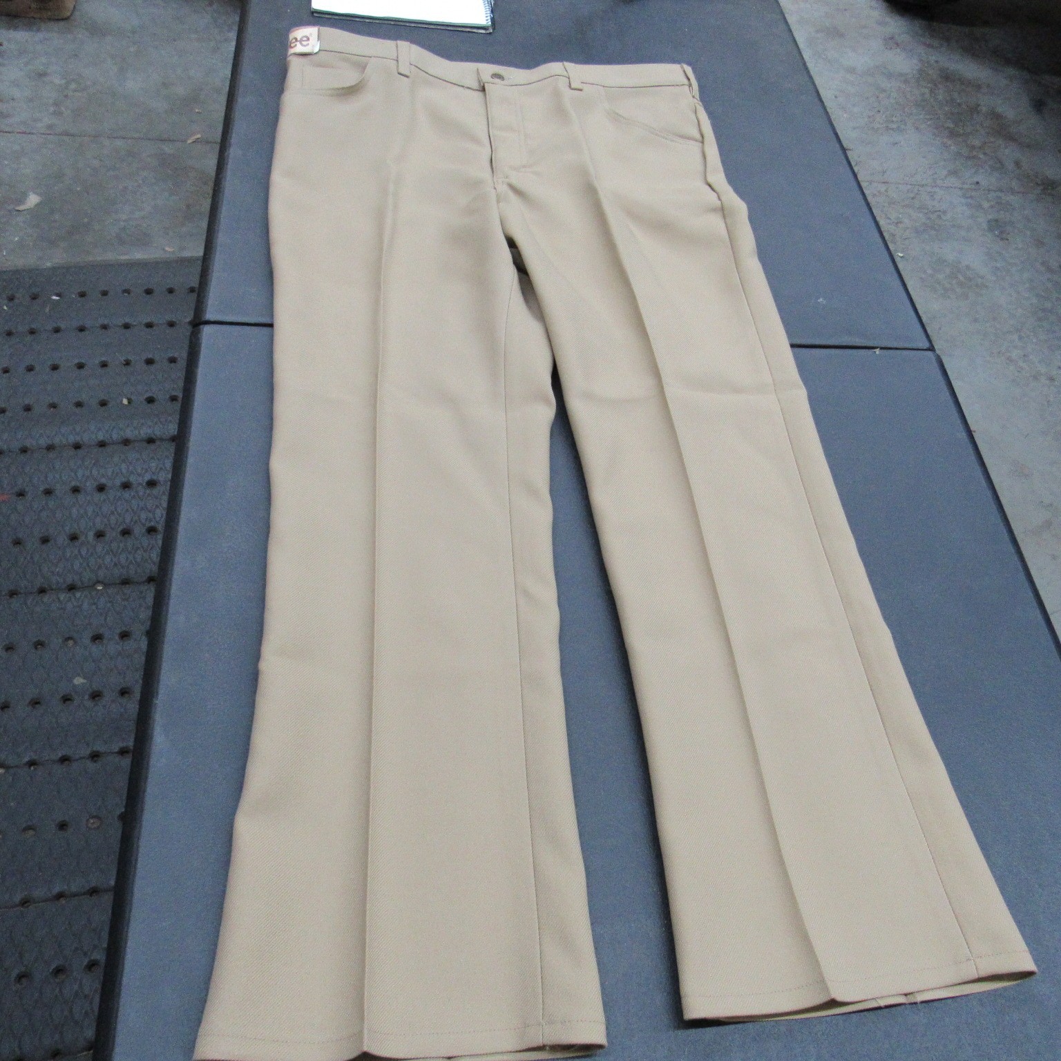 Lee Westerner 40×32 Flair Bottom Jean 100% Poly 1970s New Dead Stock tan