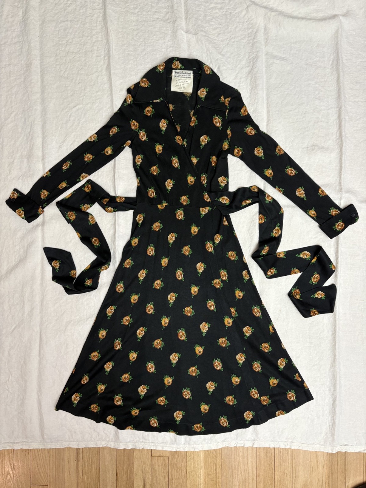 Vintage 1970s Diane Von Furstenberg DVF Black Floral Jersey Wrap Dress S