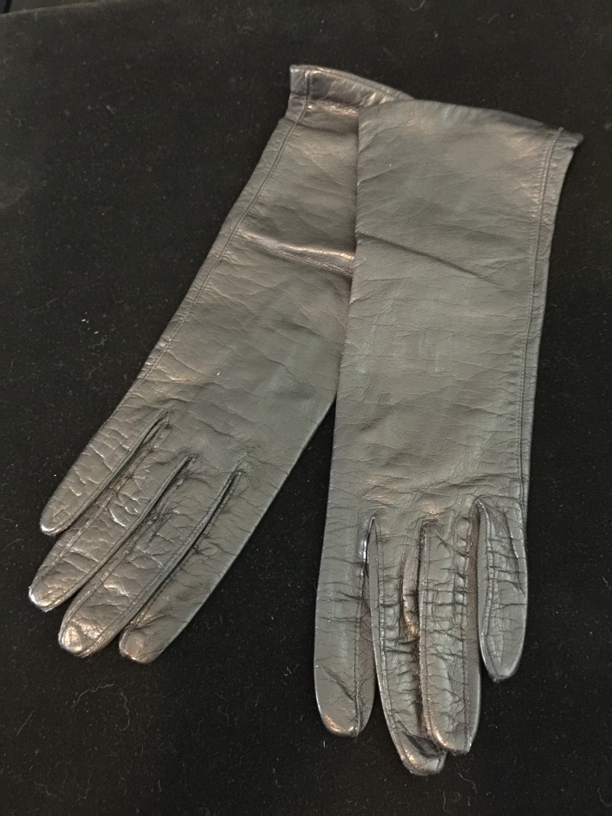 Vintage Aris Of Paris Evening Gloves Women’s 6.5 Black silk lined leather 11″