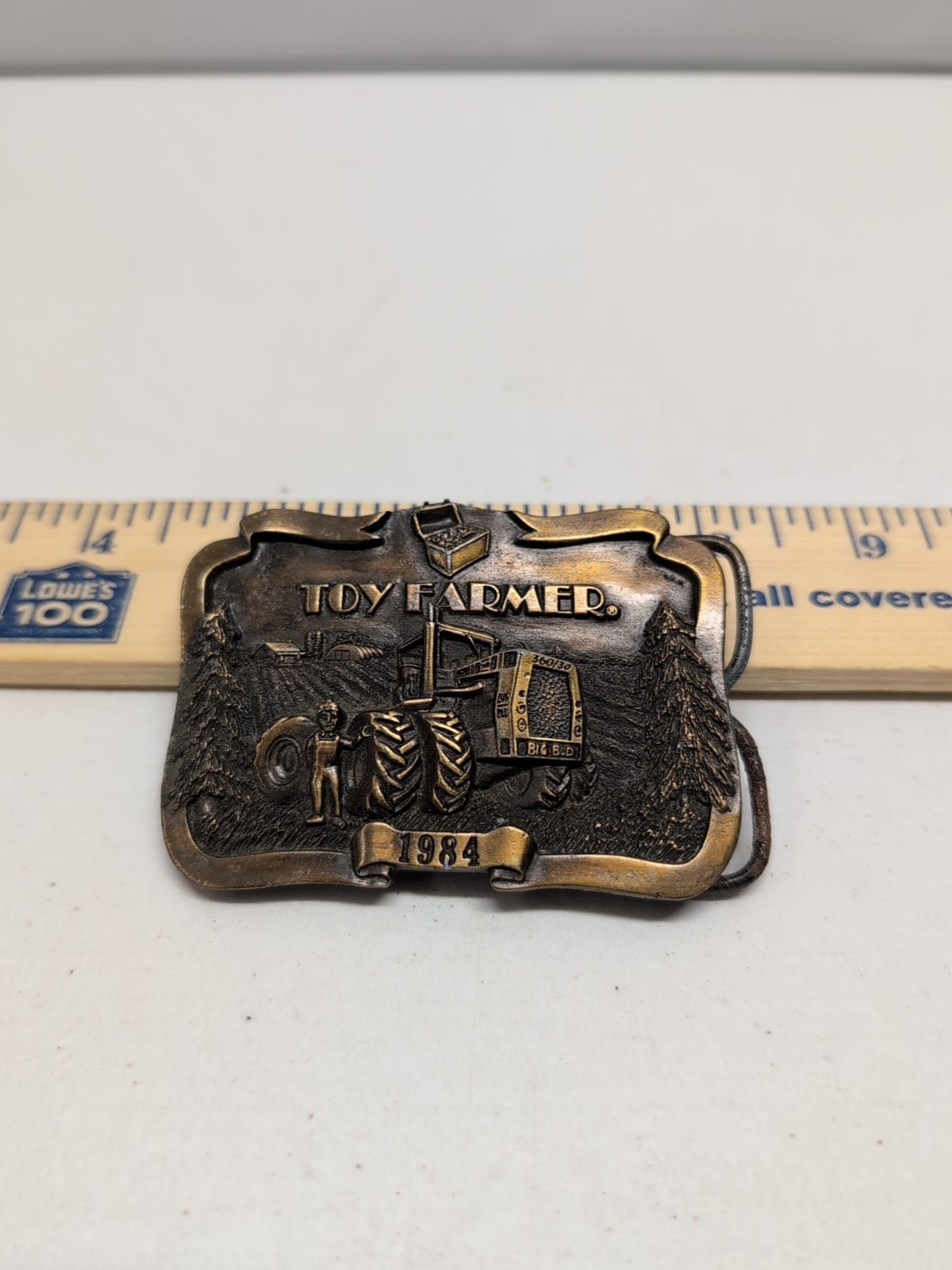 TOY FARMER 1984 COMMEMORATIVE BELT BUCKLE BRONZE/ BRASS VTG