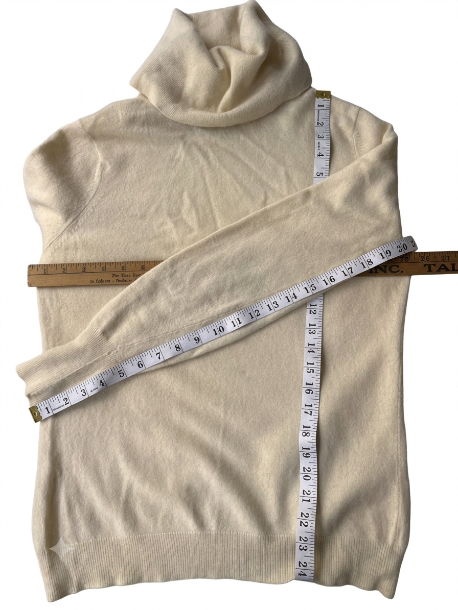 Vintage Cream Cashmere Turtleneck Sweater See Measurements in Photos