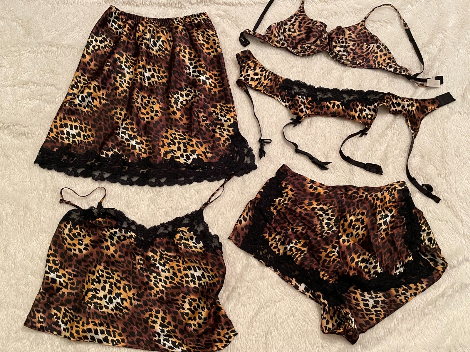 RARE Vtg VICTORIAS SECRET SATIN TAP PANTY Half SLIP Cami GARTER BELT BRA Set Lot