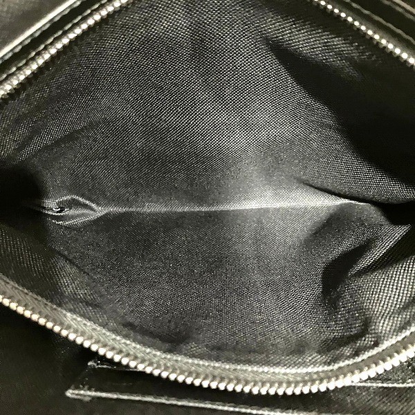 Gucci GG Supreme Canvas Shoulder Bag – DUTY FREE