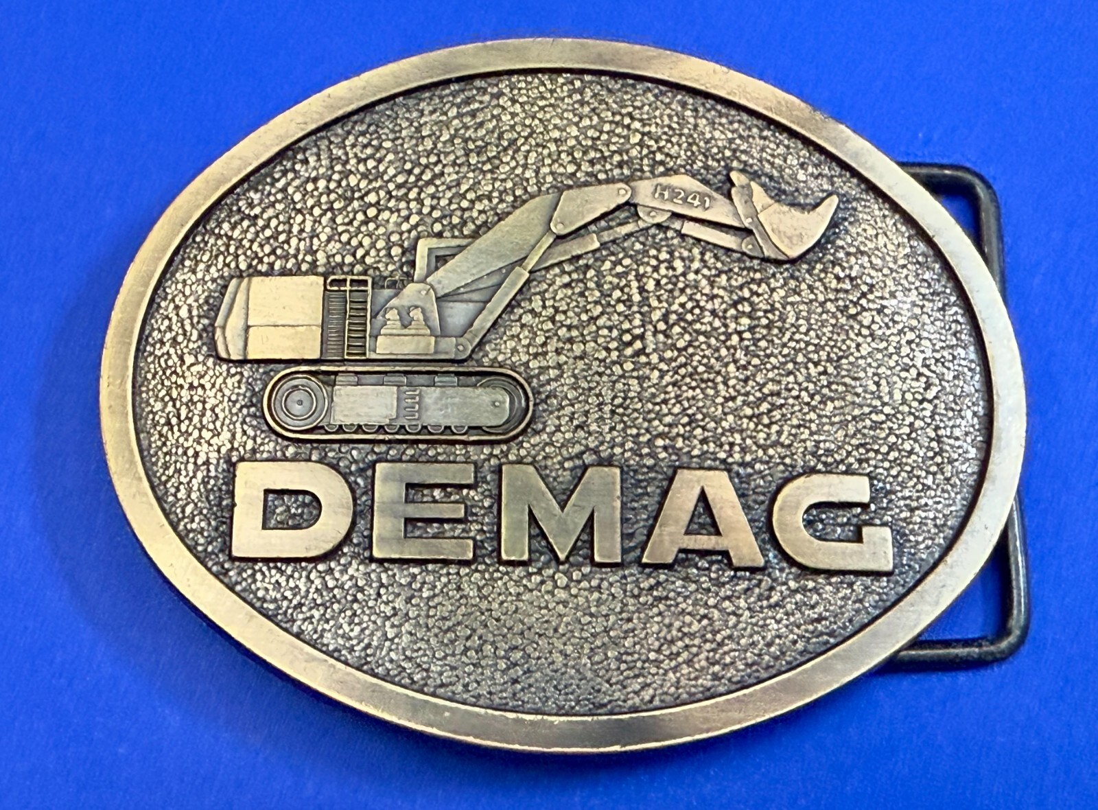 Demac Excavator Heavy Machinery Equipment Brass Tone Vintage Rj Belt Buckle