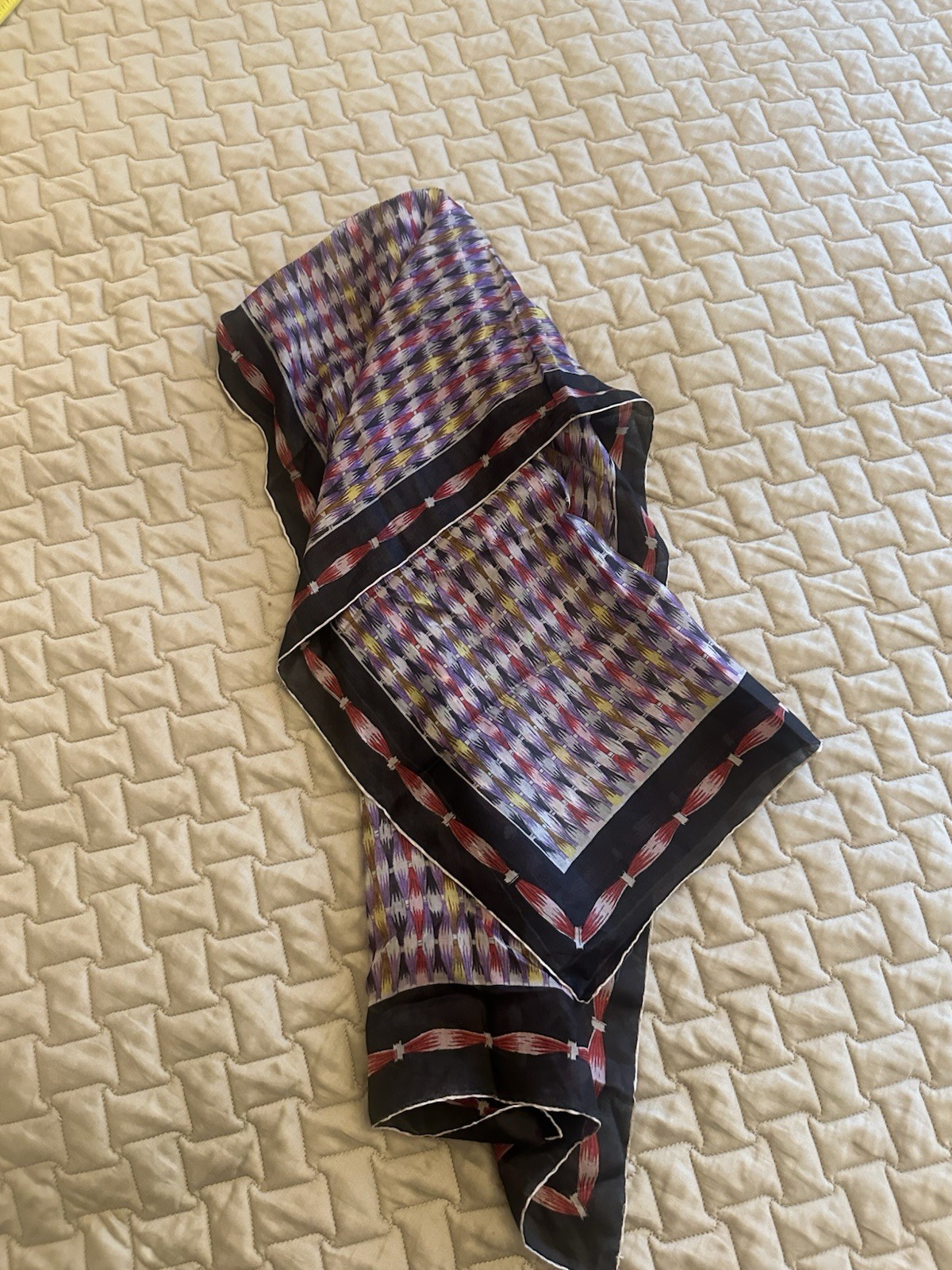 VTG 1950s 100% PURE SILK HAND ROLLED MADE IN JAPAN SCARF 44”X 16”