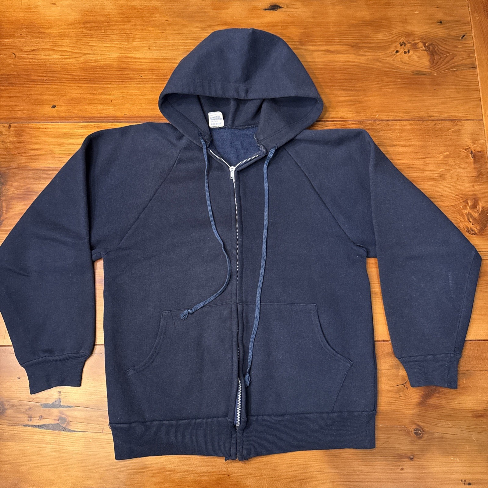 1970s Raglan – Zip Up Hoodie Sweatshirt Vintage Poland Made Sportswear