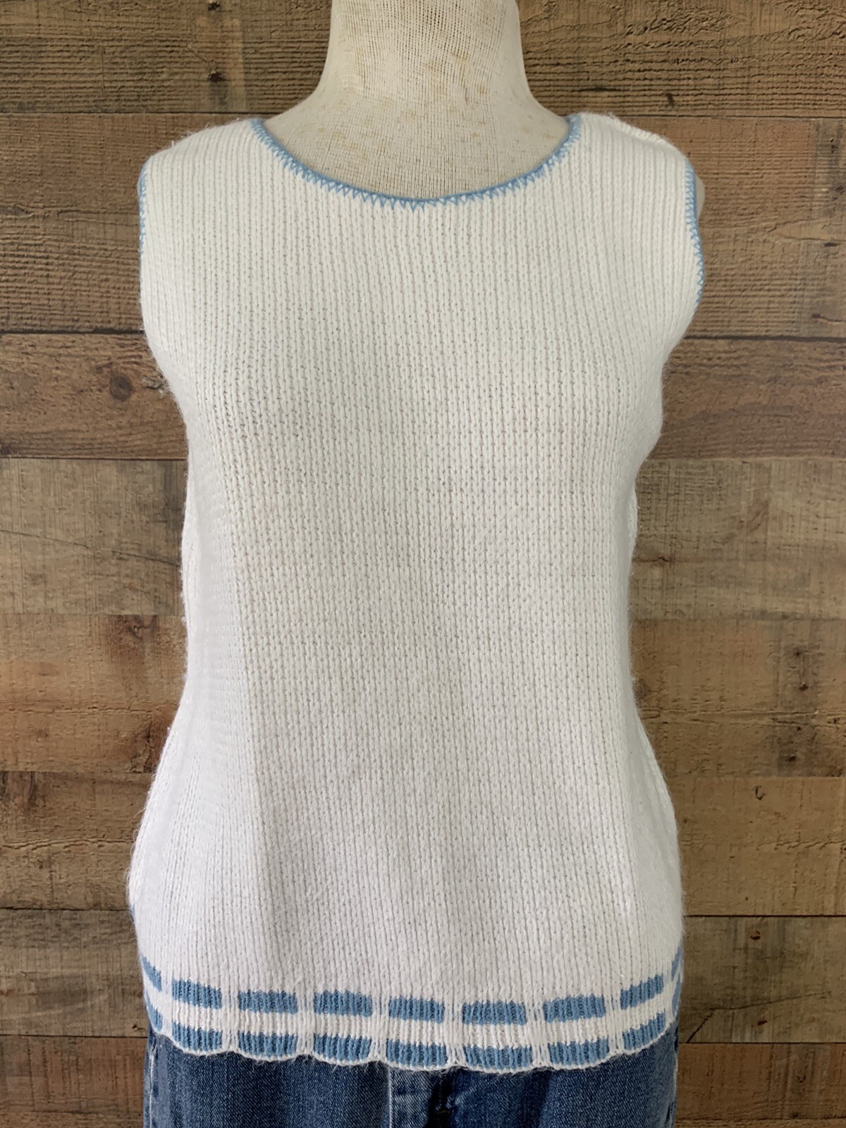 Vintage 1960s Glamour Knit Vest Pullover Knit Sweater