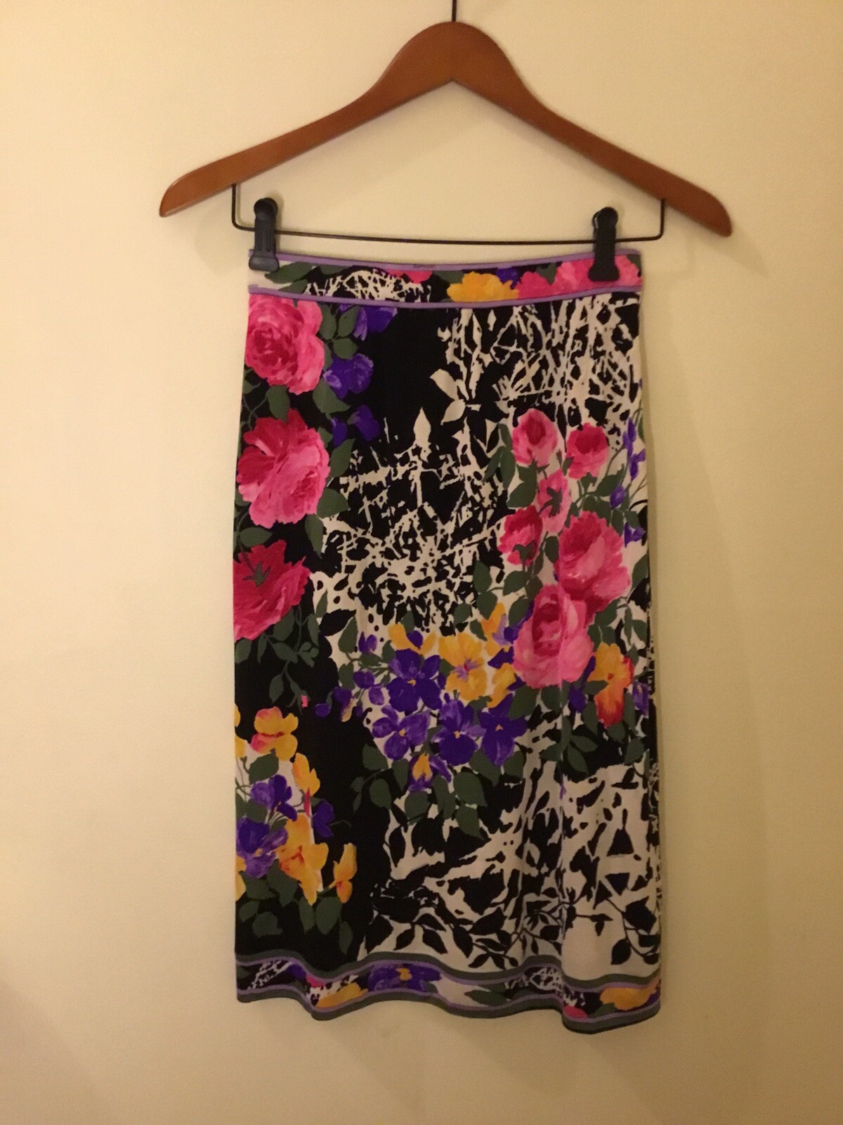 Vintage 1980’s Leonard studio silk jersey black multi floral knee length Skirt