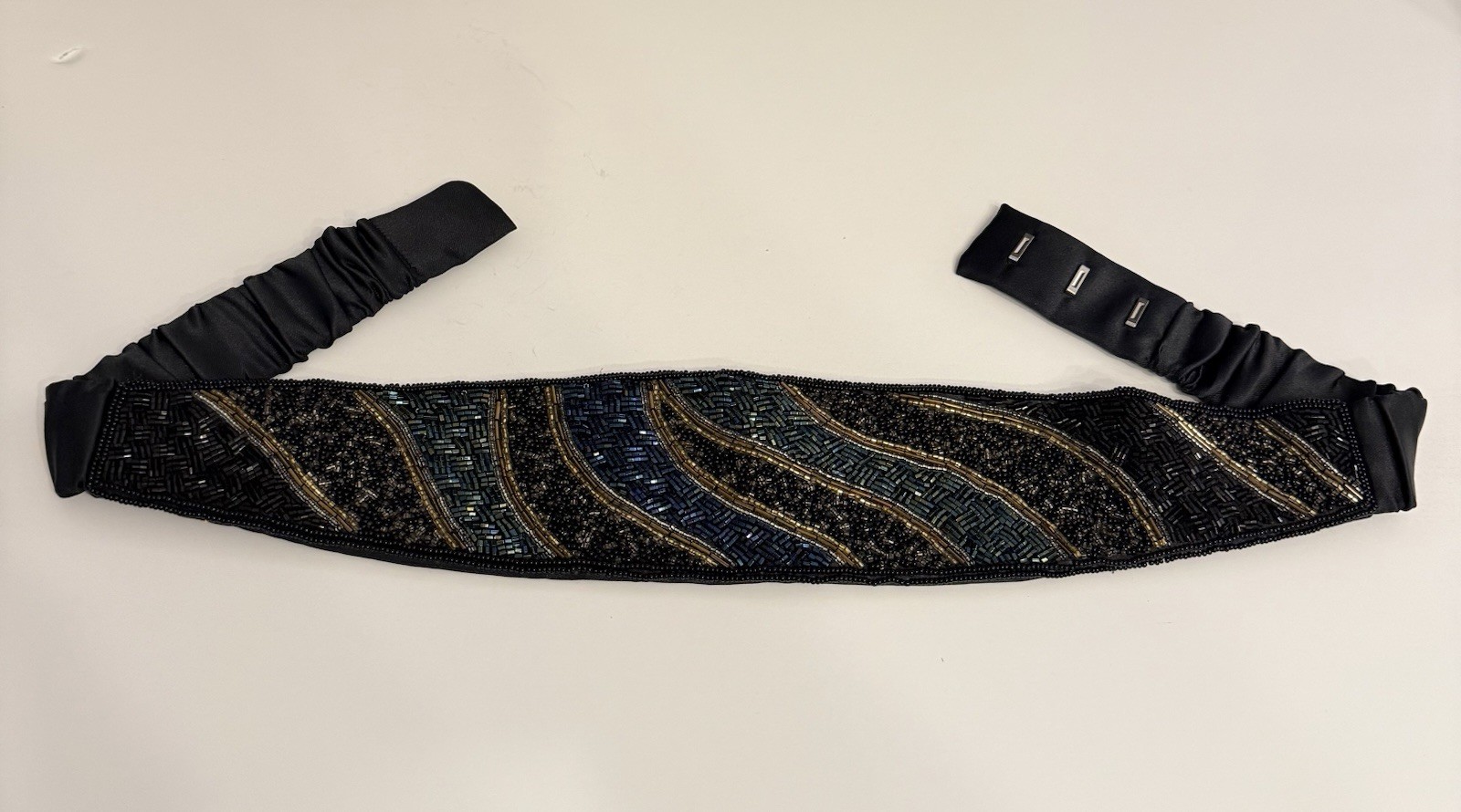 VTG Women’s ML Black Gold Beaded Belt Sash Obi Disco By Magic 29-36”