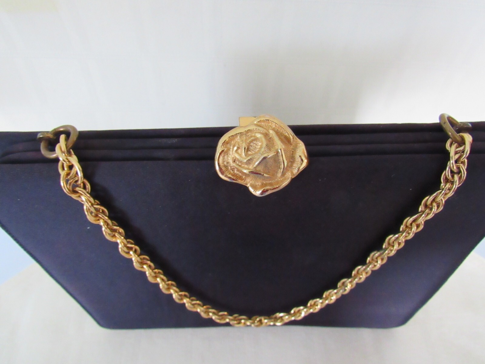 Vintage mid-century bienen-davis black satin purse, rose closure
