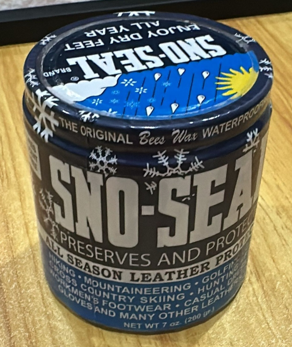 Atsko Sno-Seal Original Beeswax Waterproofer (7oz)