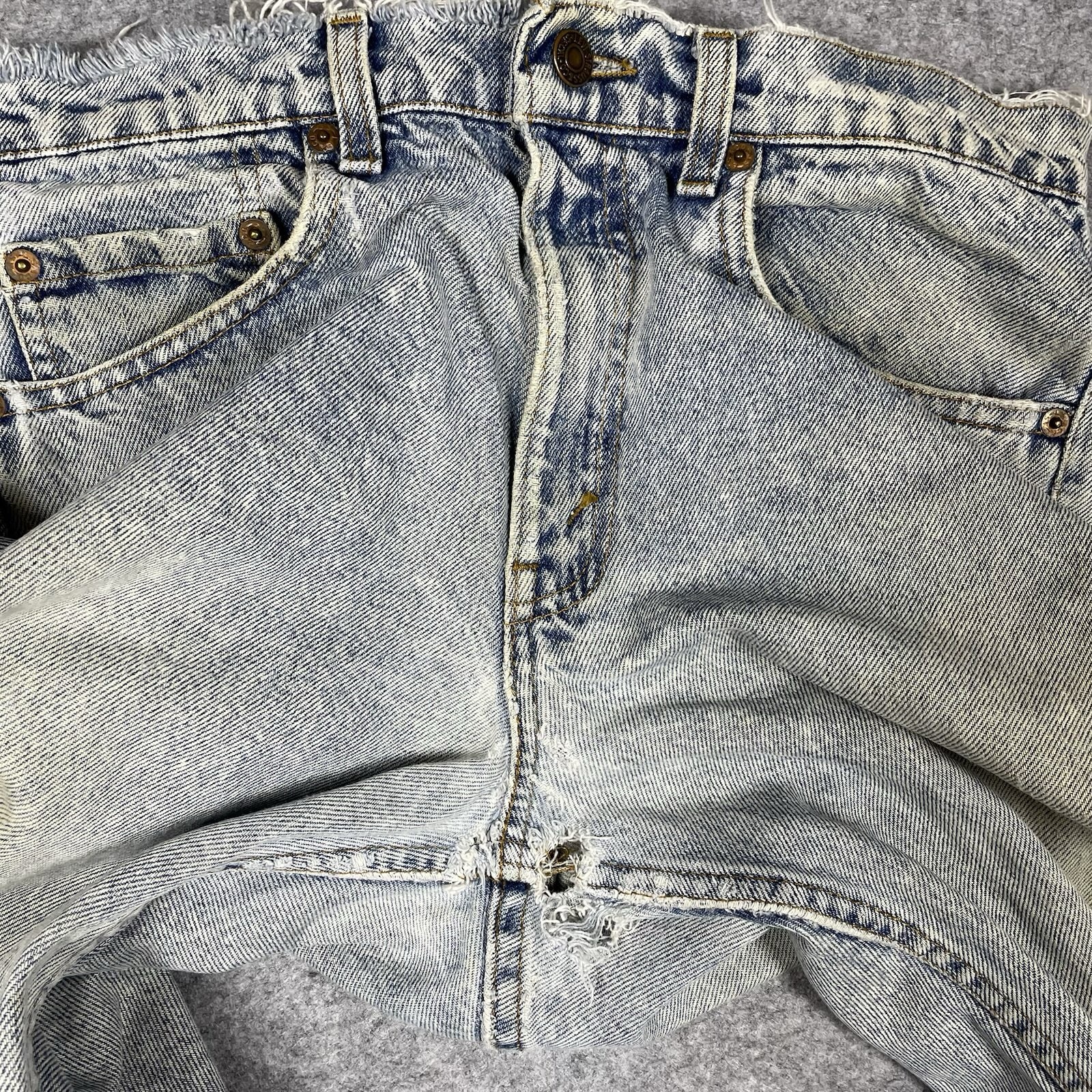 Vintage 80s Levis 505 USA Made Light Wash Jeans 30×32 Thrashed Grunge Cut Waist