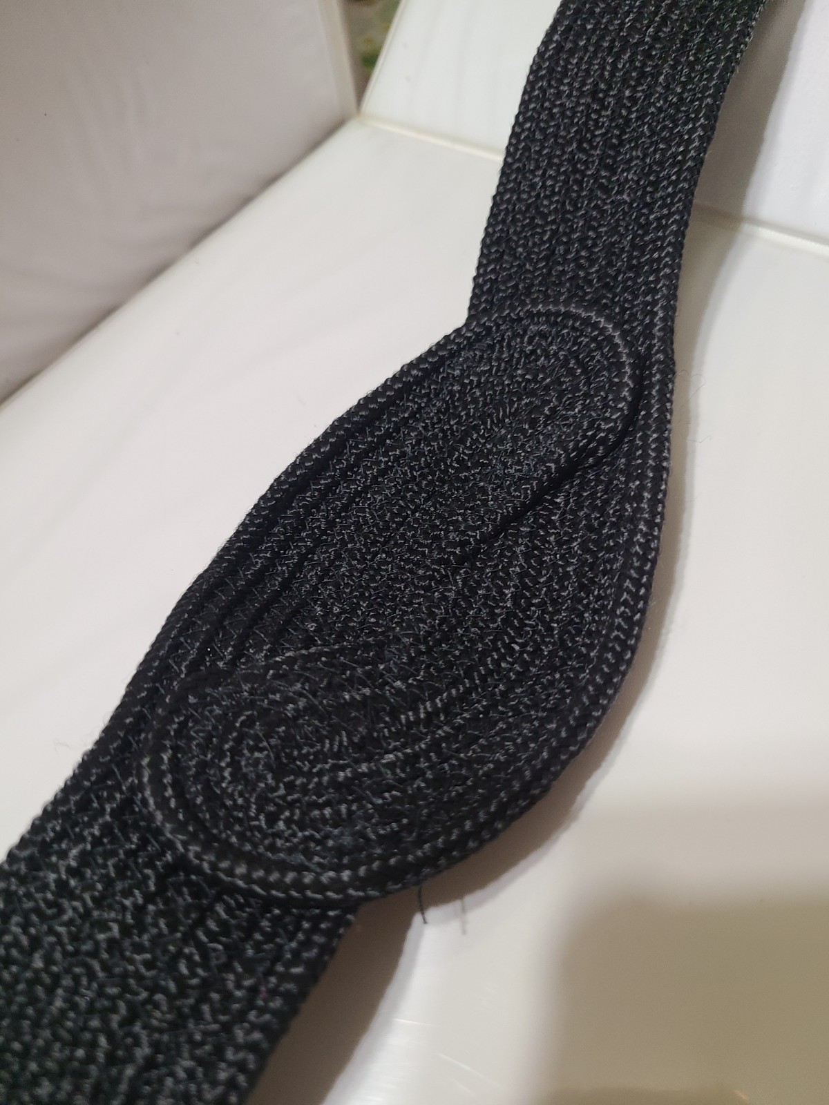 Black Braided Woven Belt 30″ M/L Adjustable Hook and Loop Waist Cinch Vintage
