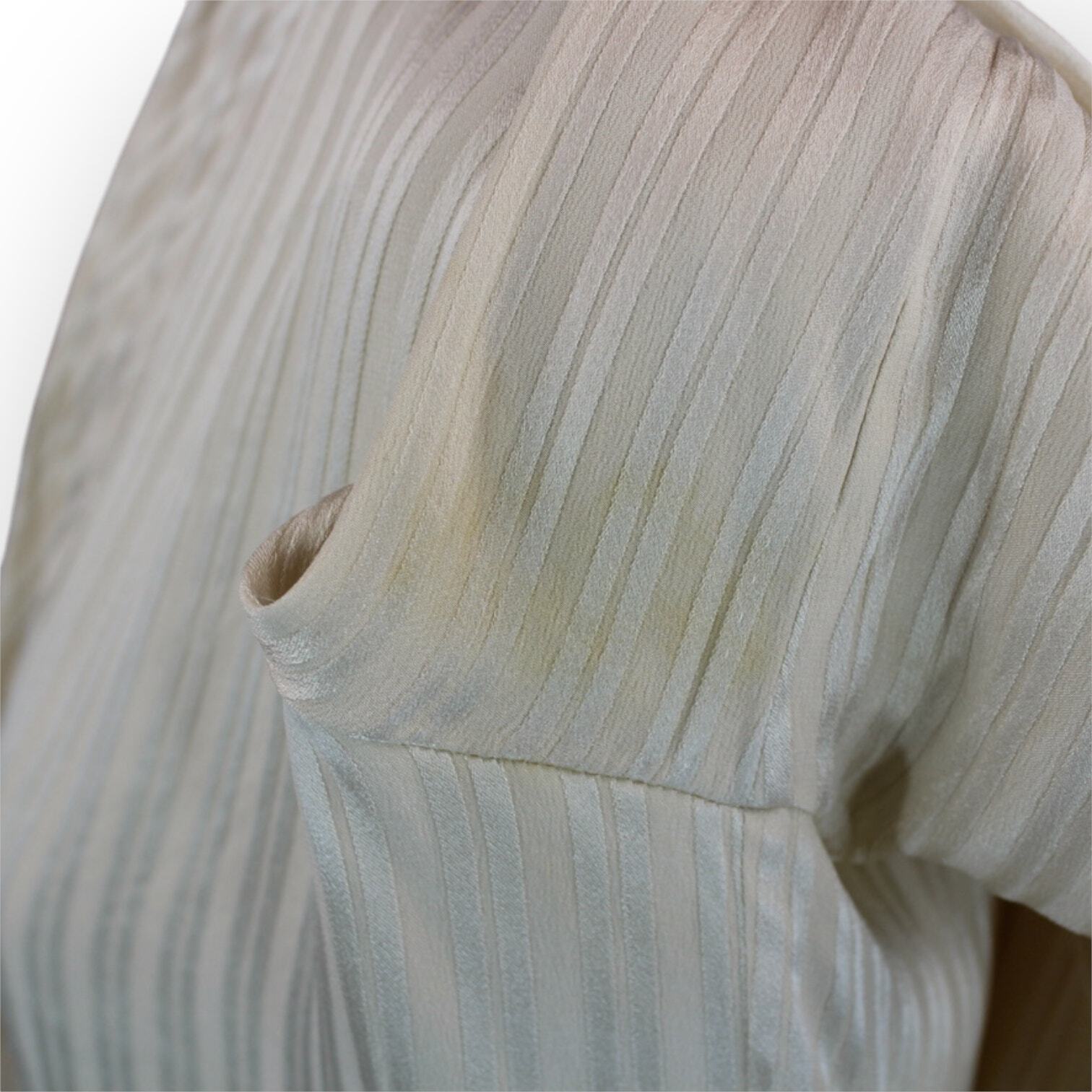 Vintage Cache Silk Blouse (S) Ivory~Cream V-Neck Pussy Floppy Bowtie Lavalliere