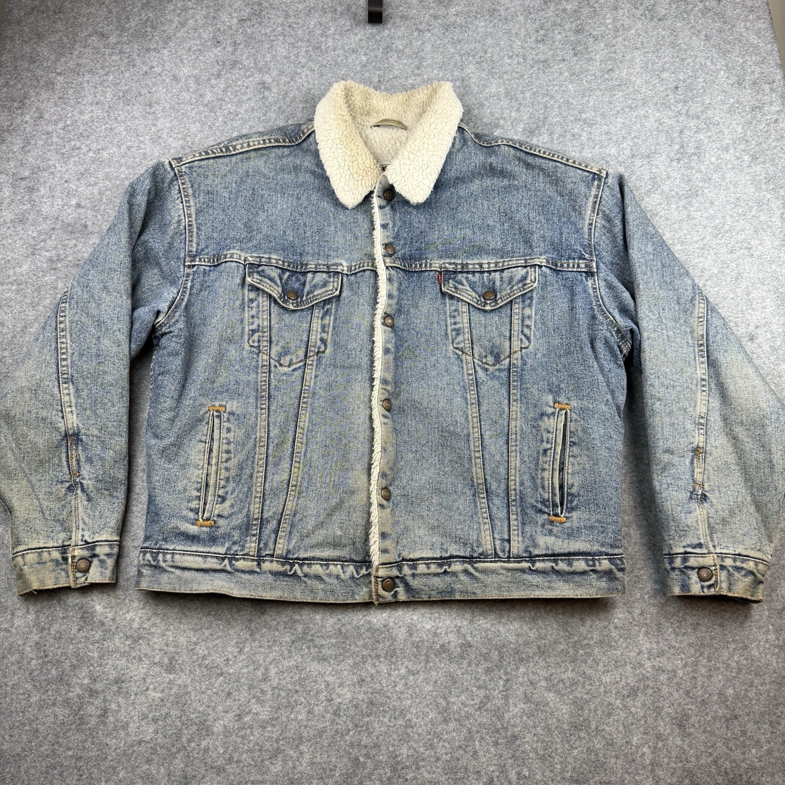 Vintage Levi’s Jacket Mens 527 Sherpa Fleece Lined Denim Trucker Size XL USA