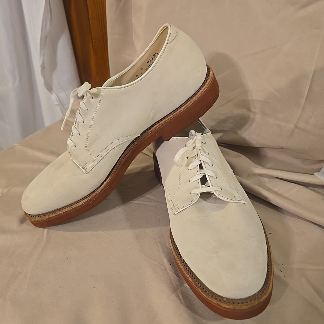 vtg shoes Freeman Suede Leather Man Made Rubber Soles Size 8 Man Made