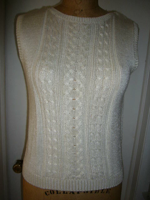 VINTAGE 1990s BACK BAY MAKERS ~ WOMEN SLEEVELESS TOP WHITE KNIT SMALL