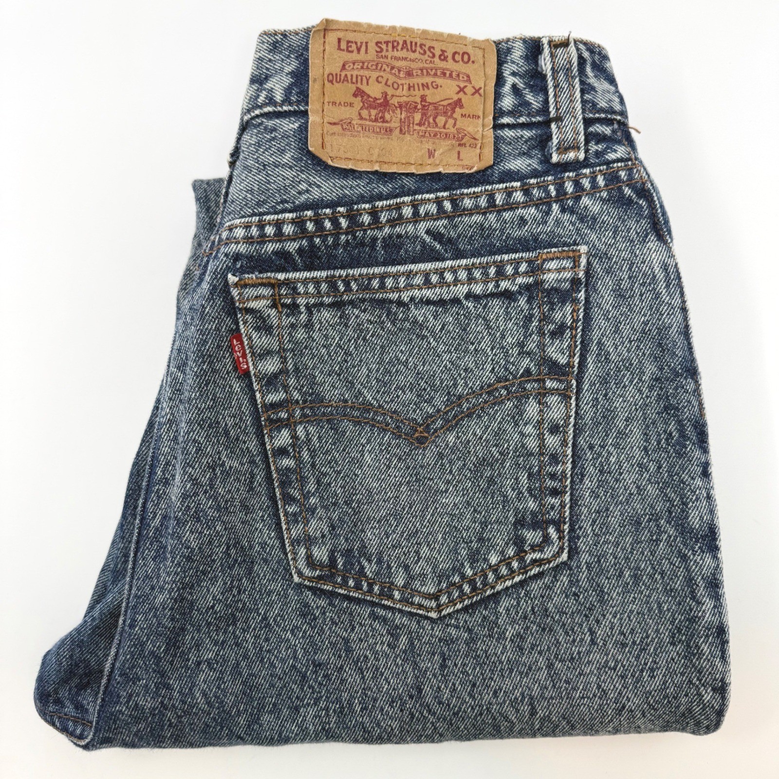 Vintage Levi’s 501 High Waisted Acid Wash Tapered Leg Jeans USA Made Womens 11