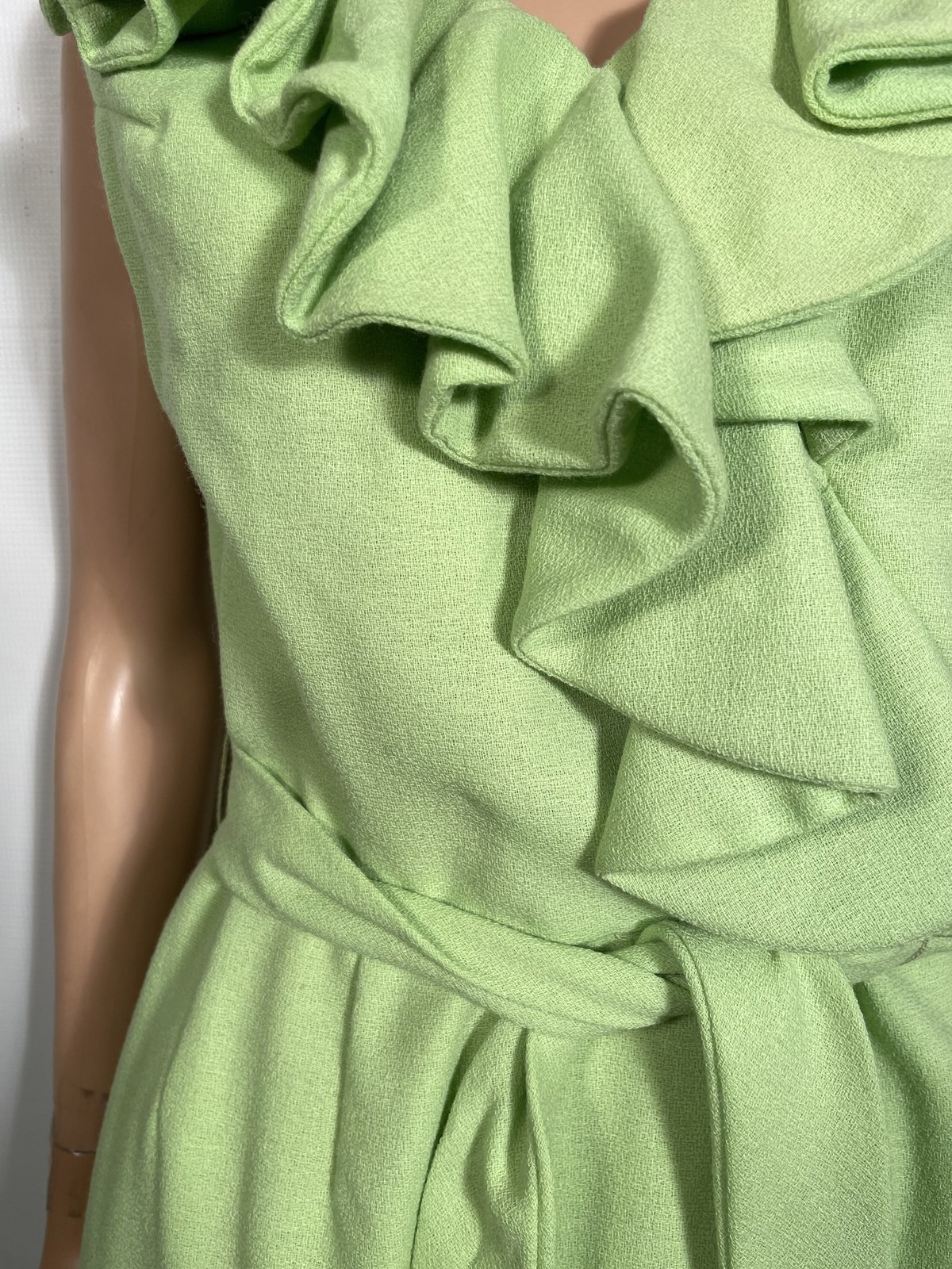 Vintage 1960s Frilly Ruffle Collar Key Lime Green Dress Size S