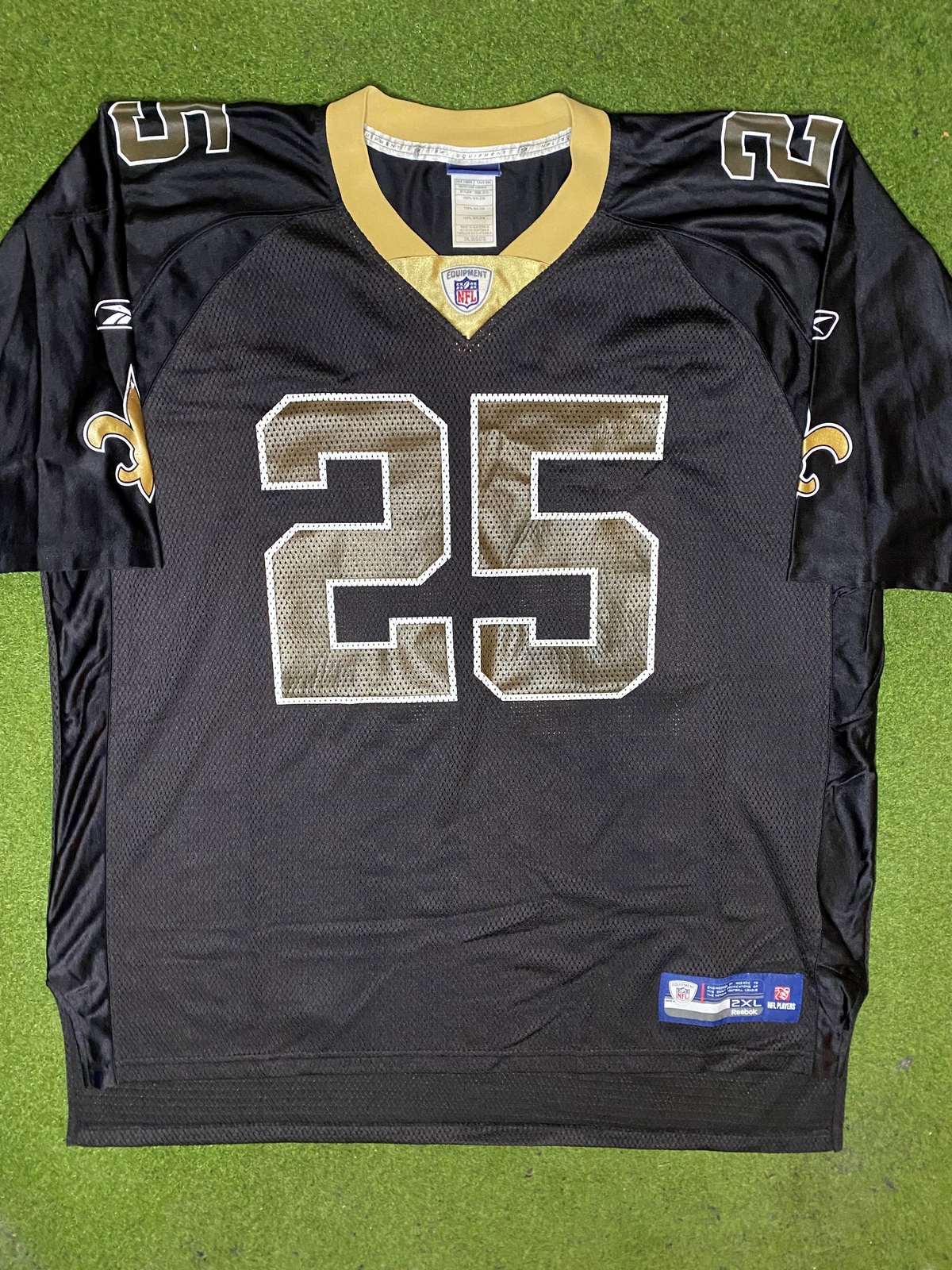 00s New Orleans Saints – Reggie Bush #25 – Reebok – Vintage NFL Jersey (2XL)